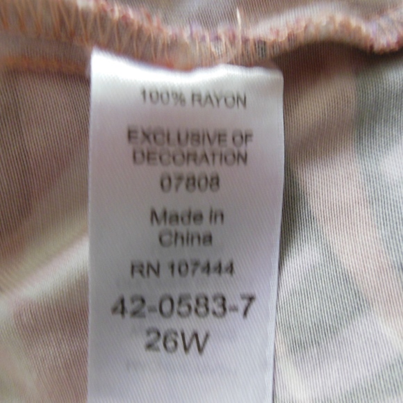 Jessica London 3/4 sleeve blouse, size 26W - Picture 6 of 7